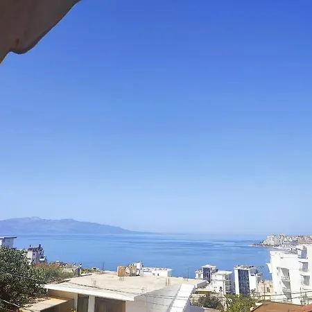 With Sea View شقة